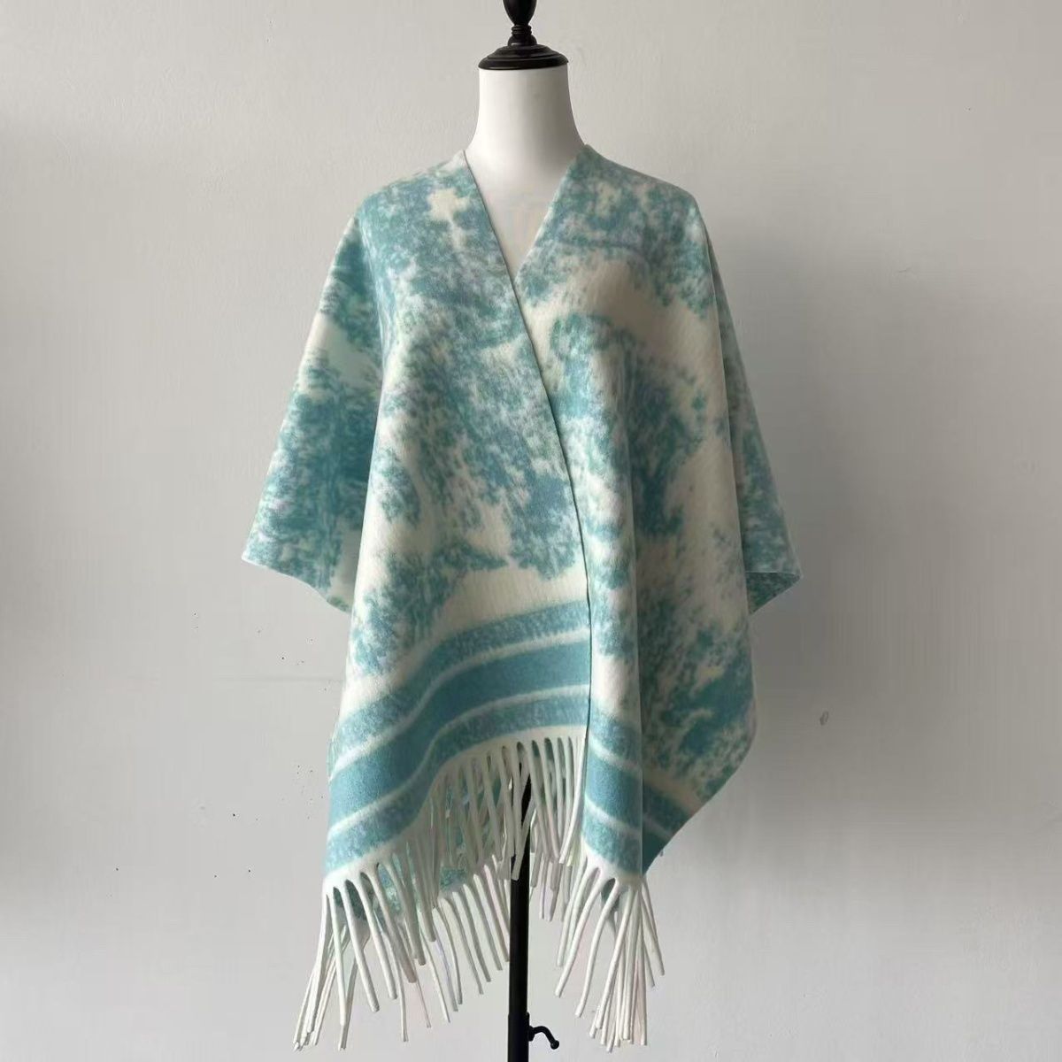 45-89 Tinta pintada capa gruesa caliente de color contrastante otoño invierno nuevo bufandas de capa de bordilla nacional chal a cuadros