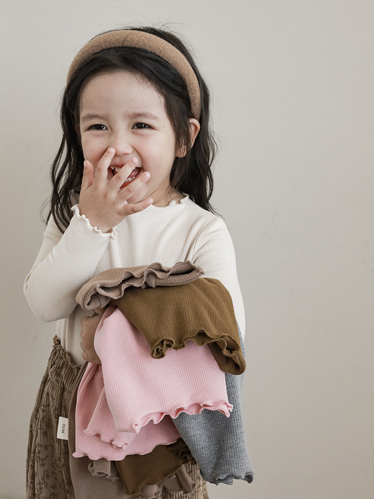 Qiu Duomeng camiseta de color sólido de encaje coreano para niños 2025 nueva camisa de manga larga para niñas de primavera y otoño top de bebé