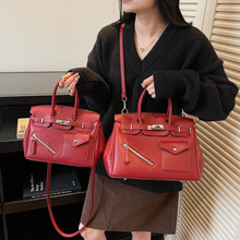 �߼��������������Ů2025�ﶬ�¿�͹�С���K����p���|��б���