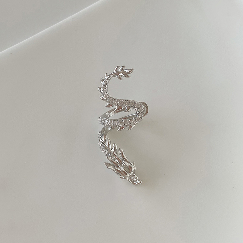 실버 싱글(오른쪽)