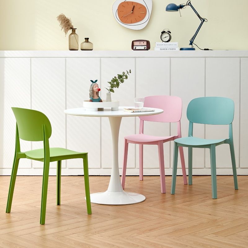 Silla de comedor con respaldo para el hogar, simple y gruesa, taburetes de plástico cómodos para sentarse, sillas de mesa de comedor comerciales nórdicas.