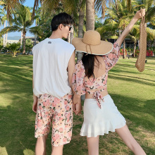 新款泳衣情侣装 保守三件套学生运动泳衣 女新款沙滩温泉度假装