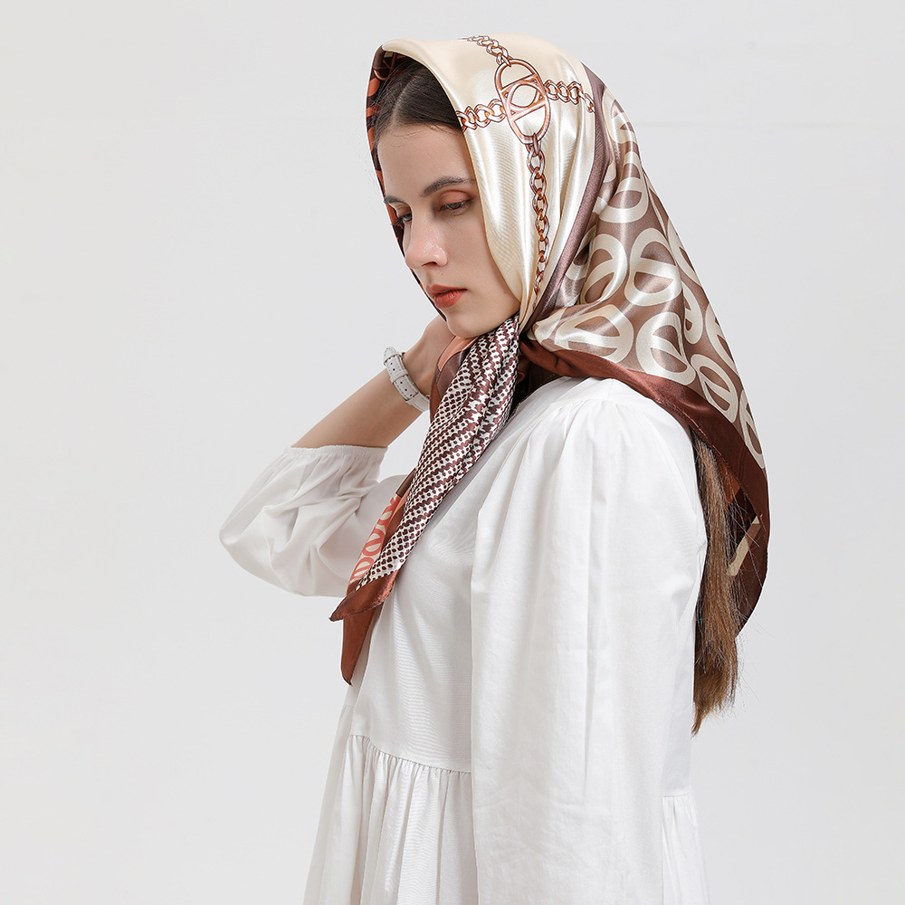 Daily Occasion Satin Material Geometric Pattern Women's Elegant Geometric Satin Printing Silk Scarf