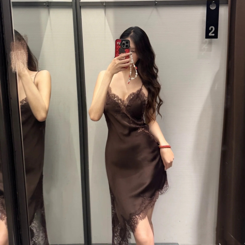Zr Women's Clothing Export Cross-Border 2025 Silk Texture Sexy Lace Asymmetrical Suspender Dress 5919200 Zr Women's Clothing Export Cross-Border 2025 Silk Texture Sexy Lace Asymmetrical Suspender Dress 5919200