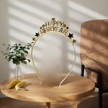 �������յ��� HAPPY NEW YEAR���ǰl�� �ڽ���ĸ�����^����b�