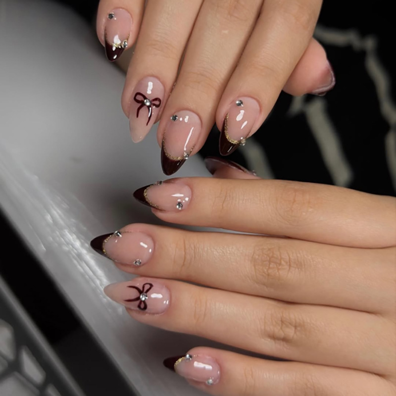 Simple Black French-Style Press-On Nails with Burgundy Bow and Sparkling Rhinestones, Versatile Fake Nail Tips Wholesale