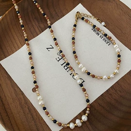 项链;锁骨链;天然珍珠项饰