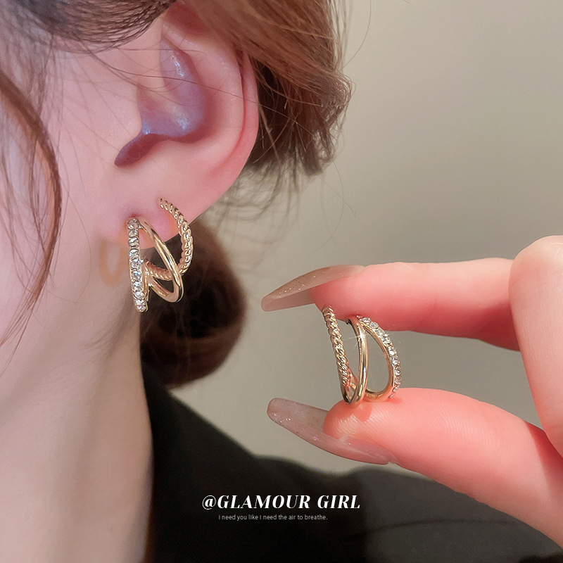 Oro electrochapado aguja de plata Zircon de múltiples capas pendientes en forma de C nicho francés pendientes de todo fósforo de moda elegante luz pendientes de lujo