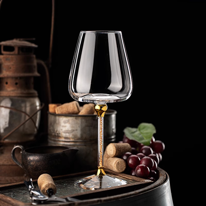 450ml 골드 다이아몬드 회전 레드 와인 잔