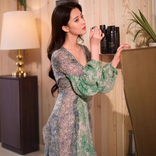 �F؛�����ͬ��羳�Gɫ��Ů�ȼ��Lȹ�B��ȹ2025�¿�ļ�Ů��ȹ