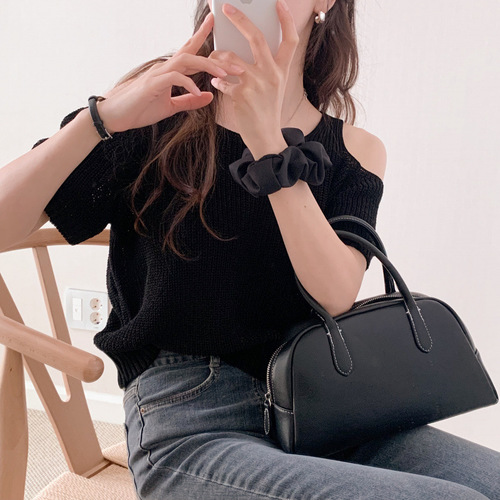 Gentle style, off-the-shoulder short-sleeve sweater, women's summer new style, chanel style loose shirt, sweet and spicy style top