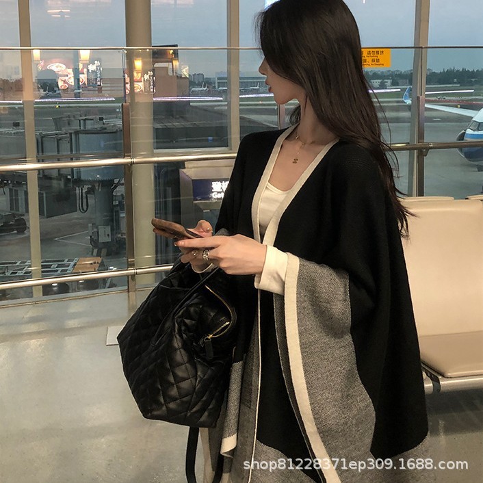实体款针织高级感撞色斗篷大披肩加厚女春秋保暖针织外套穿搭|undefined
