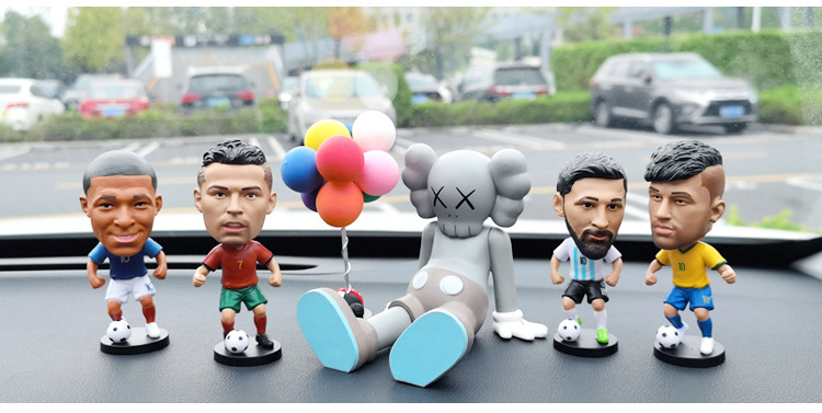 World Cup Football Star Figurines Car Ornaments Gifts for Boys Cristiano Ronaldo Haaland Spring-Loaded Bobblehead Dolls