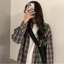 格子衬衫女外套2024韩版早春新款设计感小众宽松衬衣长袖上衣