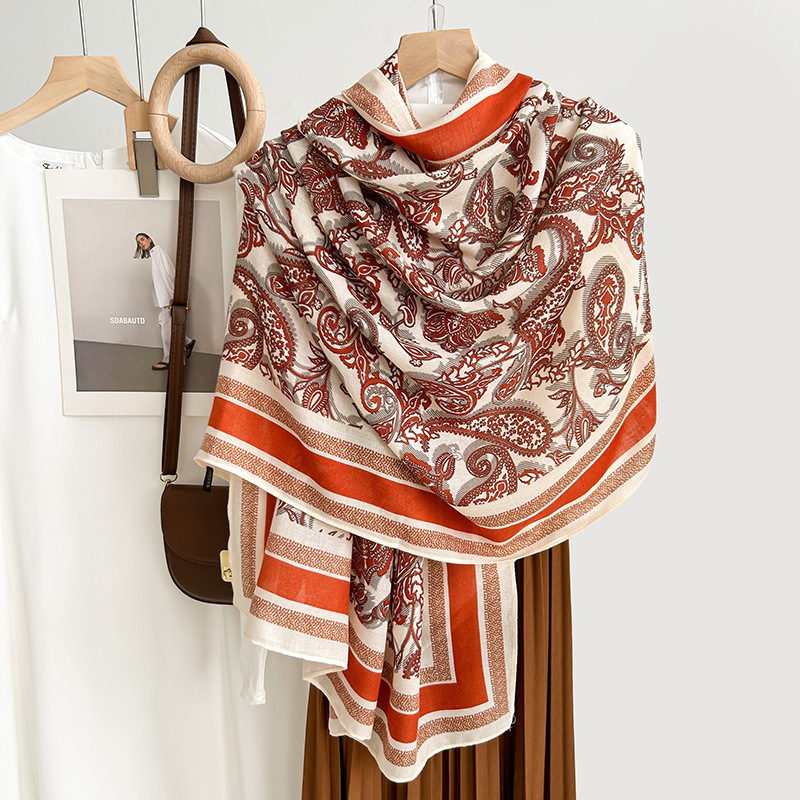 Otoño y invierno de alta calidad temperamento de moda sala de aire acondicionado chal Europa y Estados Unidos transfronterizos retro marco impreso bufandas de caju mujeres