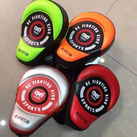 拳击用品;其他健身器材;哑铃