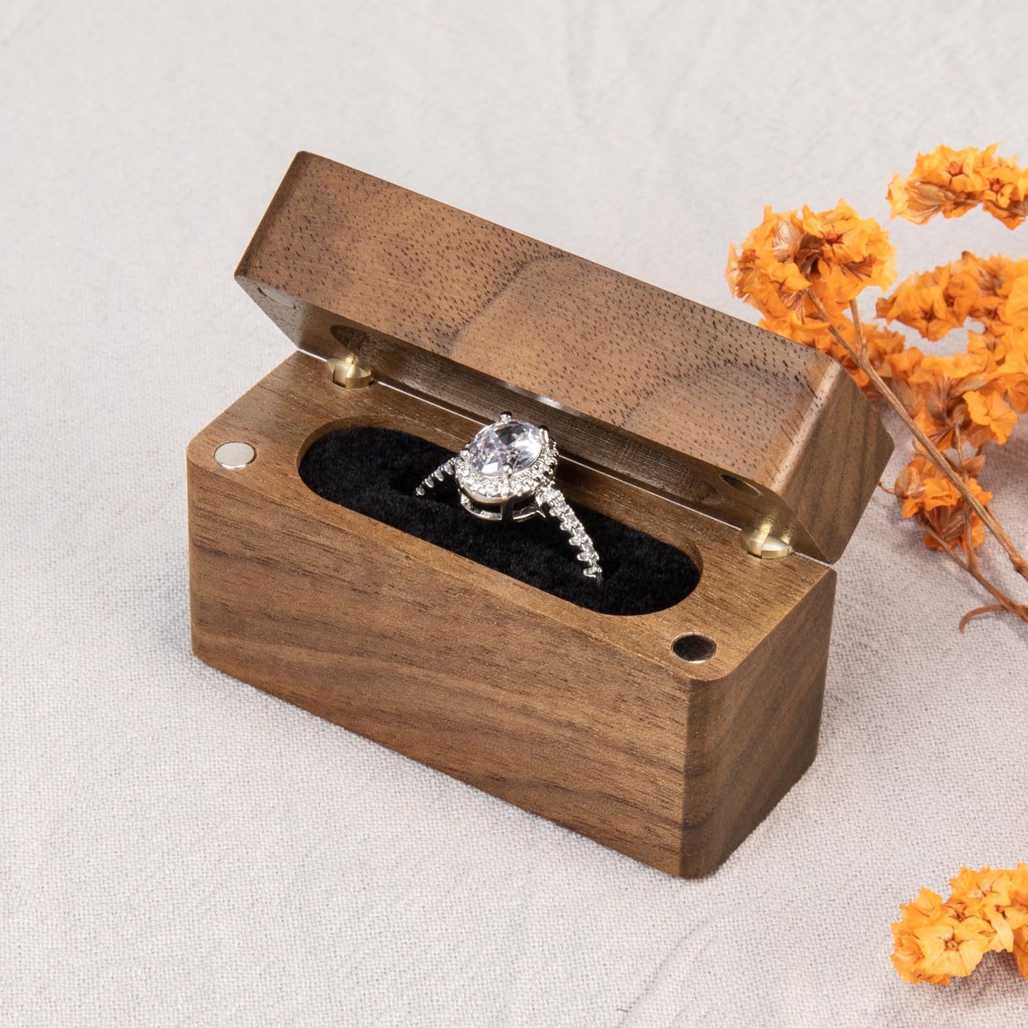 新款长方形对戒盒四磁吸戒指首饰盒珠宝黑胡桃包装盒饰品包装求婚