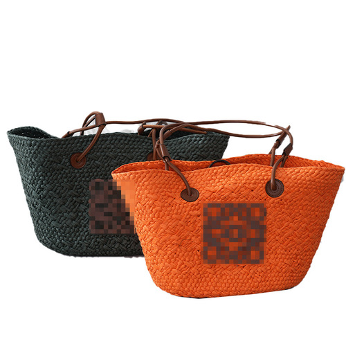 The new straw bag from Luo's, crossbody tote with single shoulder strap, large capacity woven bag, perfect for beach vacation and sandy shores.