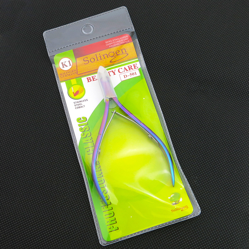 D501 Cuticle Nipper Packaging