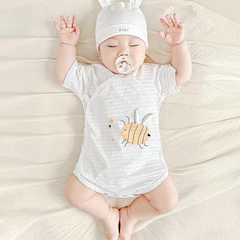 Mono de verano para bebé Pijamas de manga corta de algodón recién nacido para hombres y mujeres Triángulo fino 0 mamelones 3 meses bolso de bebé