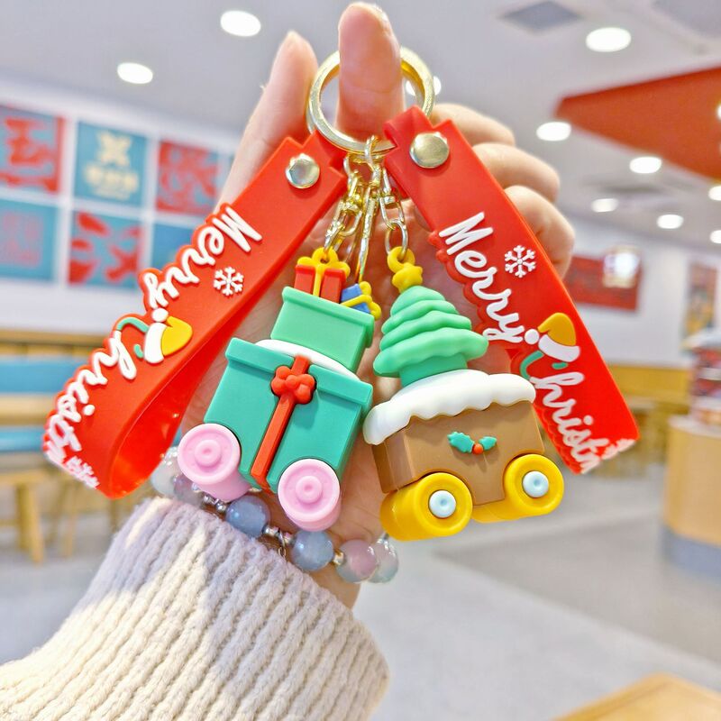 New Cross-Border Train Santa Claus Keychain Pendant Cute Couple Bag Accessories Doll Machine Small Gift