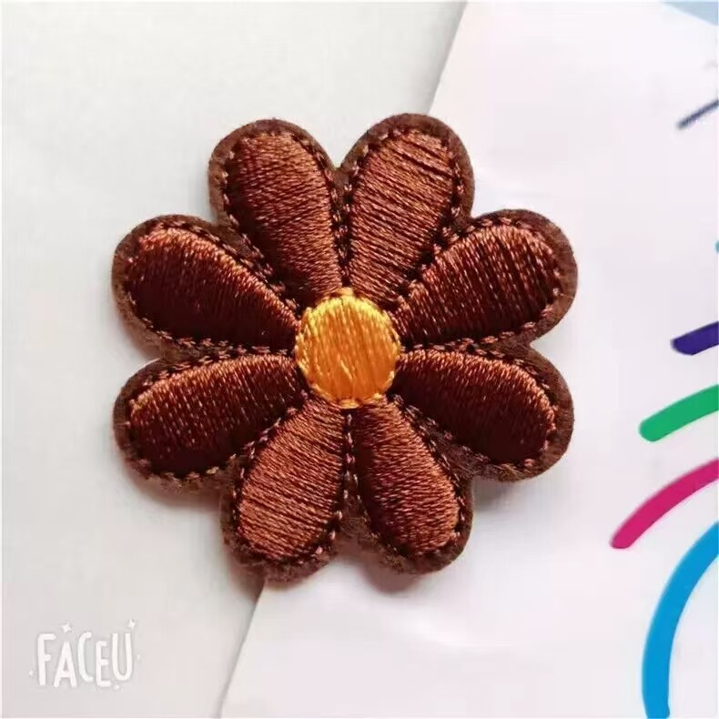 高品質の生地、絶妙な職人技、カラフルな小さな花のコンピュータ刺繍布ステッカー、DIY手作り装飾布ステッカー、国境を越えた卸売|undefined