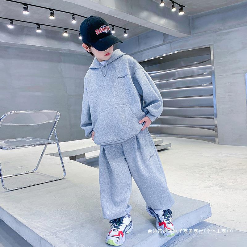 HUZHOU ZHILI 아동복 소년 세트 가을 2024 새로운 아동복 투피스 패션 브랜드