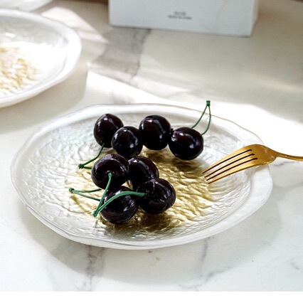 Gold-rimmed glass dessert plate, Chinese-style dinner plate, vintage fruit plate, model room tableware and decorative pieces Gold-rimmed glass dessert plate, Chinese-style dinner plate, vintage fruit plate, model room tableware and decorative pieces