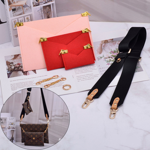 Llama Three-in-One Envelope Bag with Chain Single Shoulder Crossbody Strap Bag with Felt Lining and Travel Gear Hardware Accessories