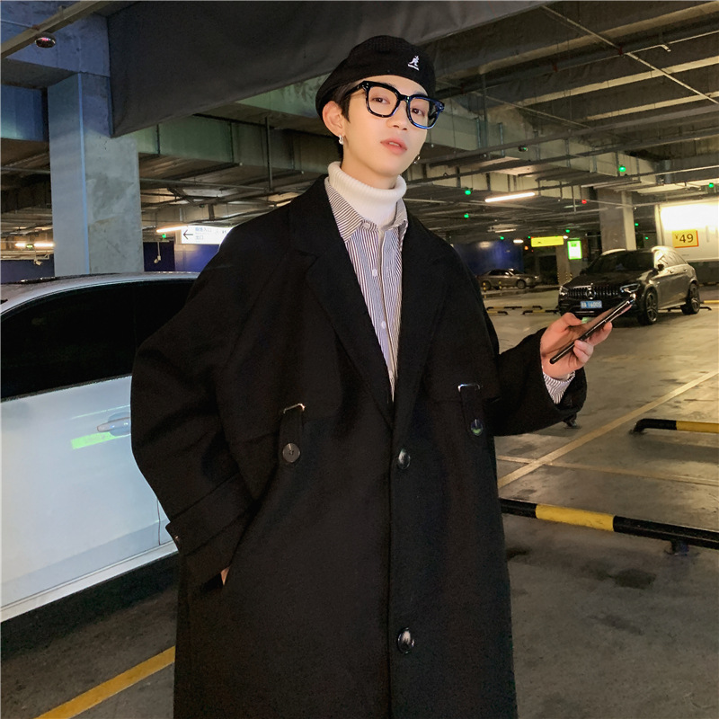 검은색