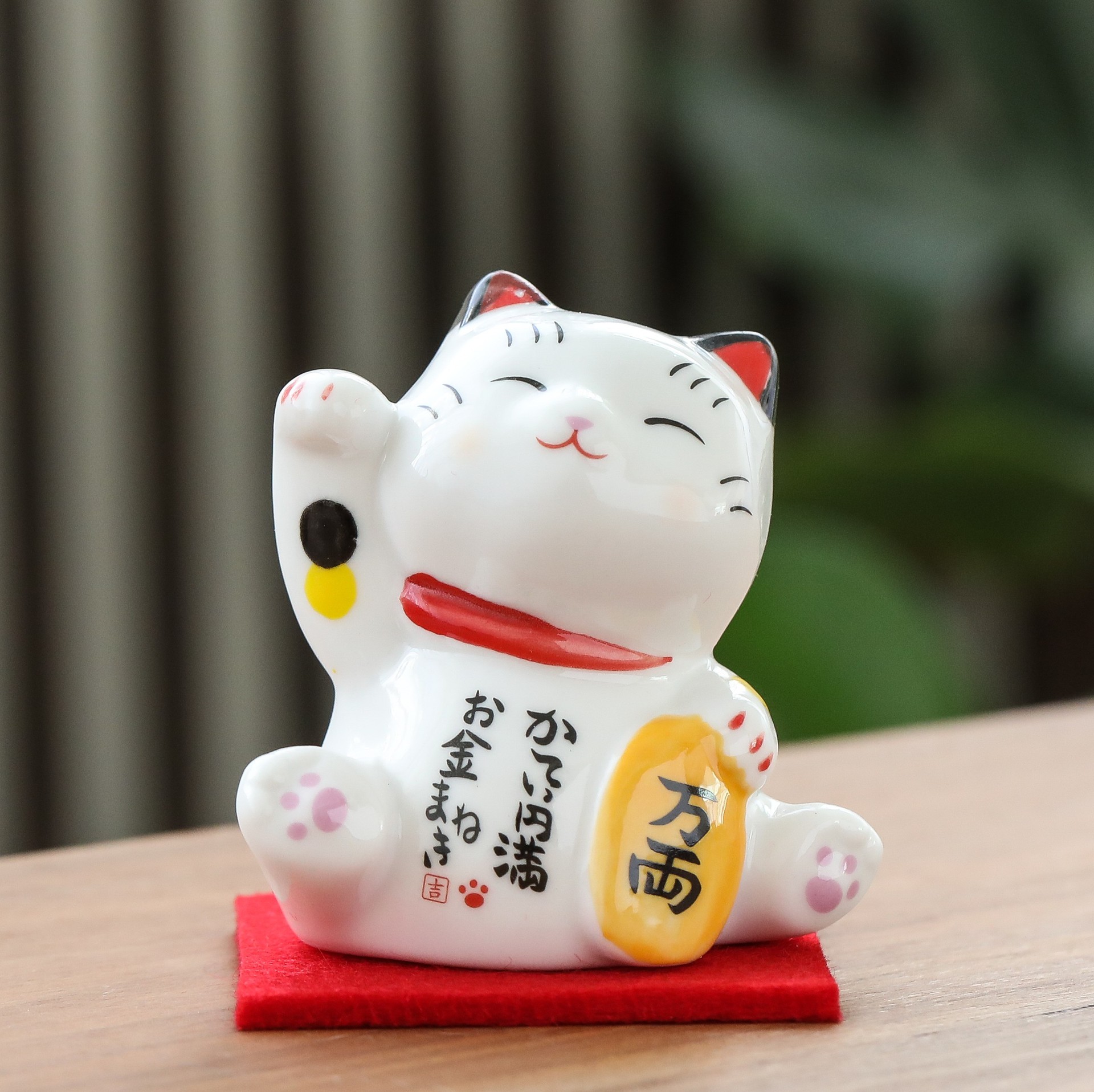 文創zakka日本式雑貨陶磁器招き猫動物車載置物家庭陶磁器工芸品プレゼント