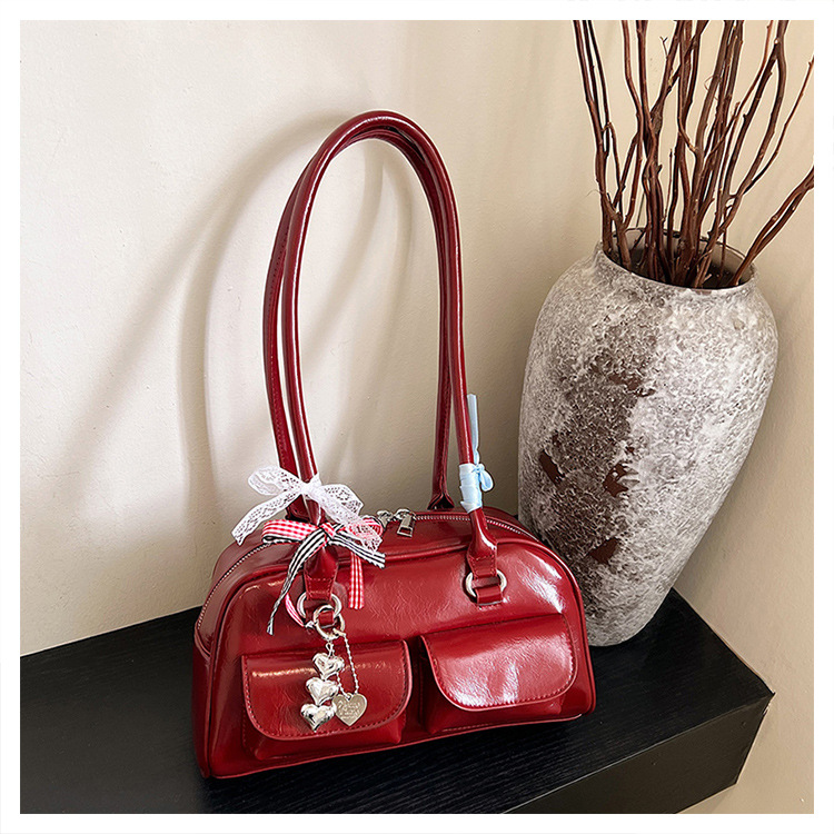 Yunzhen's same style Maillard commuter bag for women, Spring/Summer 2025, retro and versatile single-shoulder bag with large capacity undefined