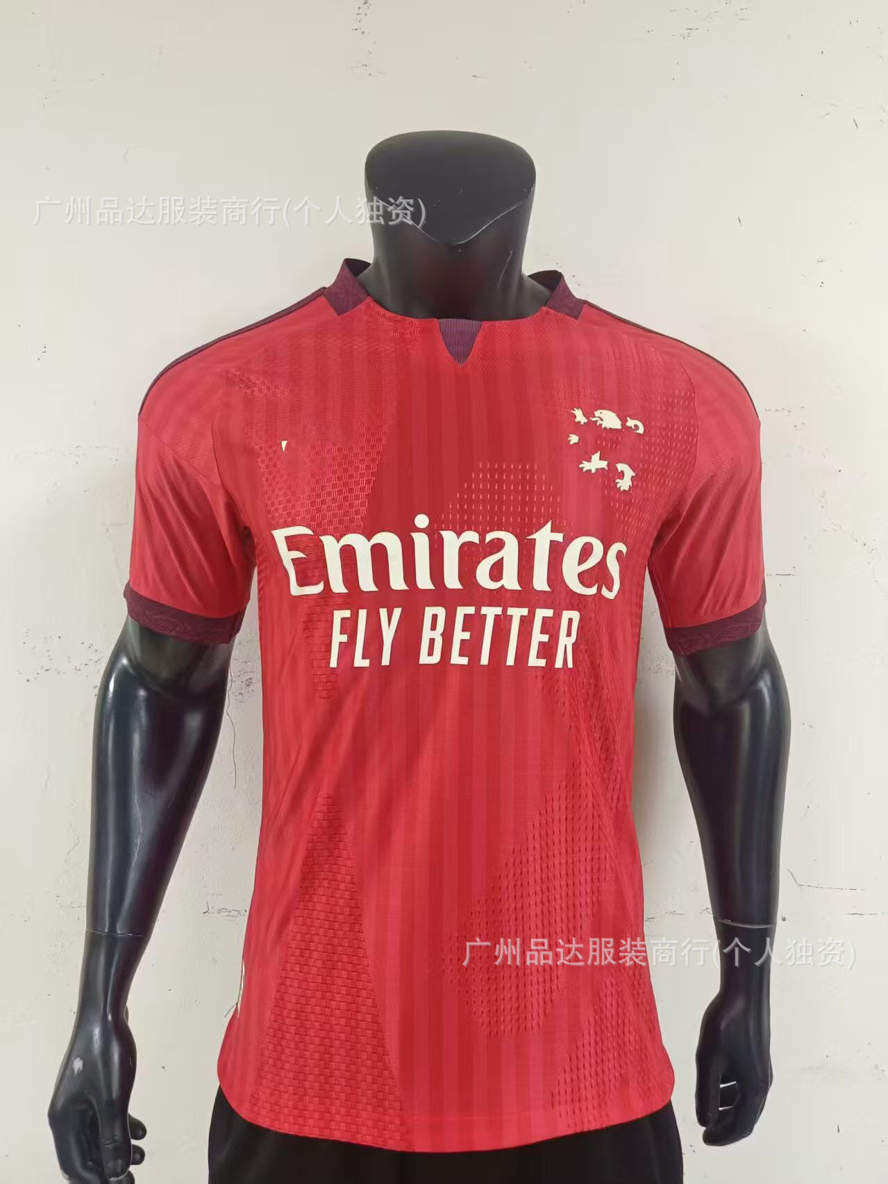 Camiseta de fútbol del Real Madrid, temporada 2526, versión jugador, edición especial de la selección nacional, La Liga, manga corta