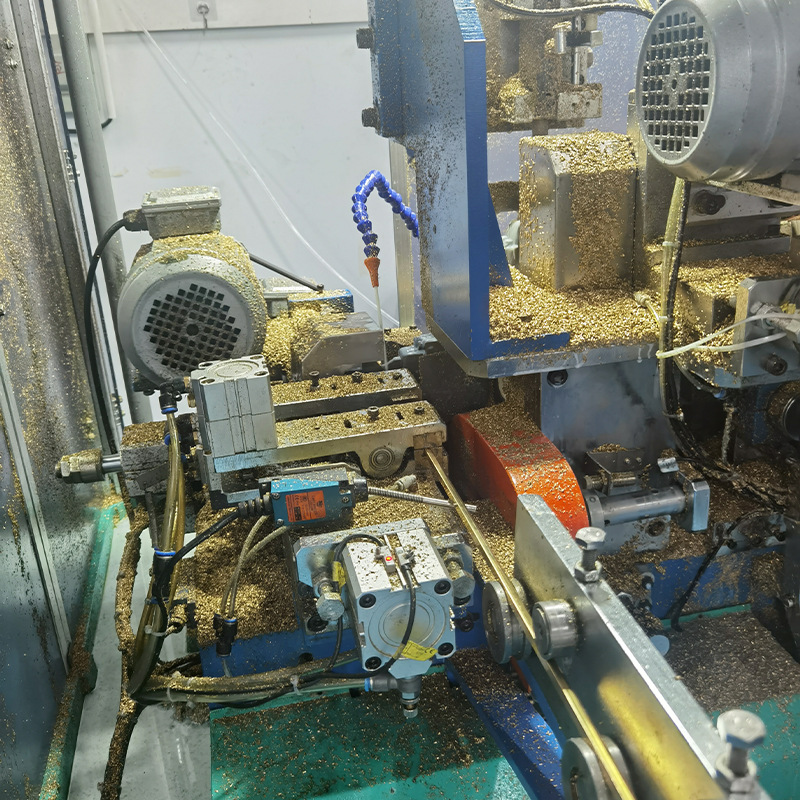 四方銅柱馬蹄型異形銅柱生産知能スイッチパネル銅柱端子
