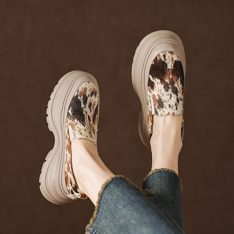 Giày loafer nữ đế xuồng platform da lông ngựa gót 7.5 cm — màu đen, màu mơ
