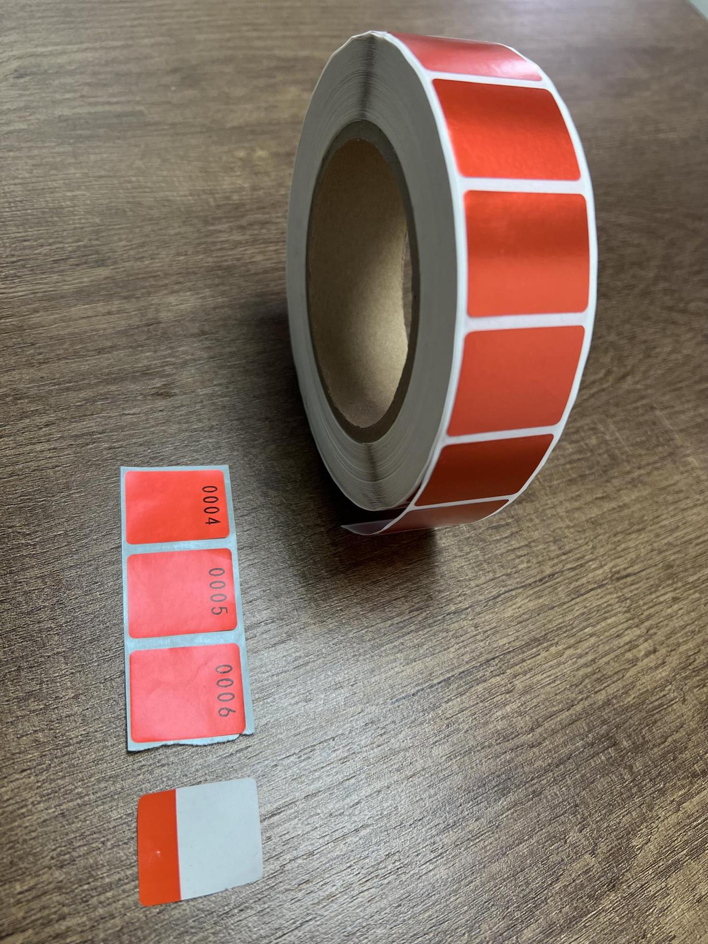 汨罗市艾利亮白PET标签印刷厂63*19MM通信产品局部涂胶QR码铭版