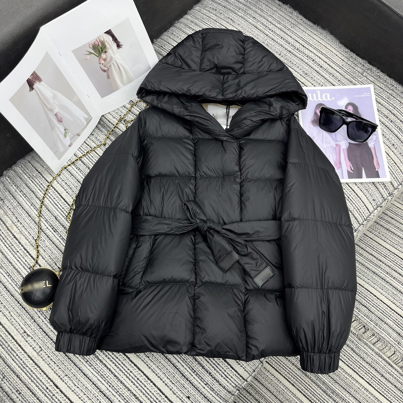 南油女装2025年秋冬Max*新款浴袍款鹅绒服腰间系带连帽羽绒服外套|undefined