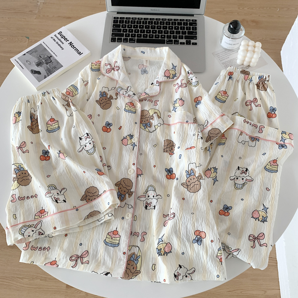Al por mayor transfronterizo de tres piezas nubes algodón pijama cardigán con solapa mangas cortas pantalones cortos de dibujos animados a cuadros ropa para el hogar
