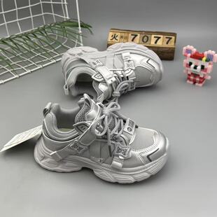 Ůͯ�\��Ь�r�й���Ь2026�����¿��ϵ�Ь�д�ͯ�p��Ƥ���ˮͯЬ