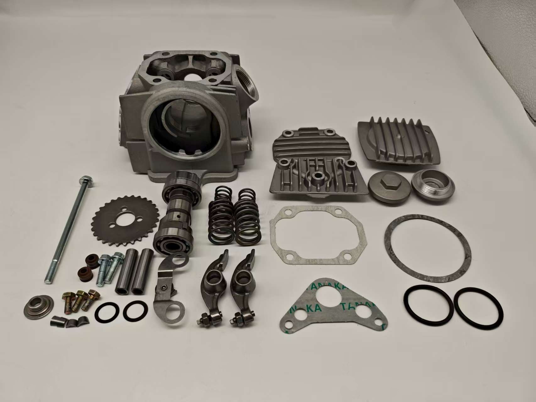 WAVE100 European two-cylinder head assembly, NF100, with secondary air intake hole, chain engine cylinder head parts