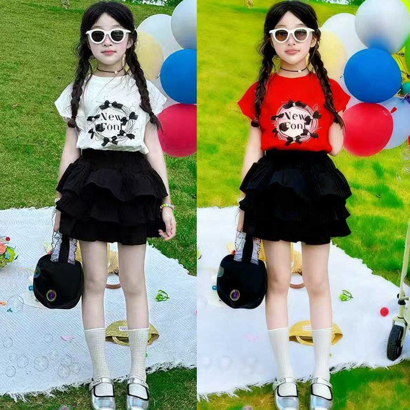 Girls' Summer Outfit 2026 New Stylish Children's Round Neck Short-Sleeve T-Shirt Cake Fashion Two-Piece Set