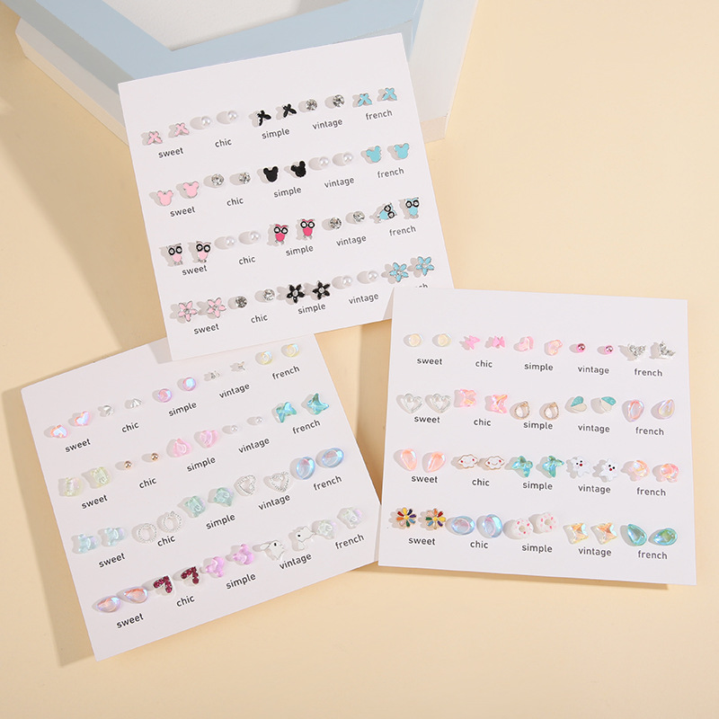 Fashion Sweet Animal Heart Shape Flower Alloy Plating Butterfly Womenu0027S Ear Studs 1 Set