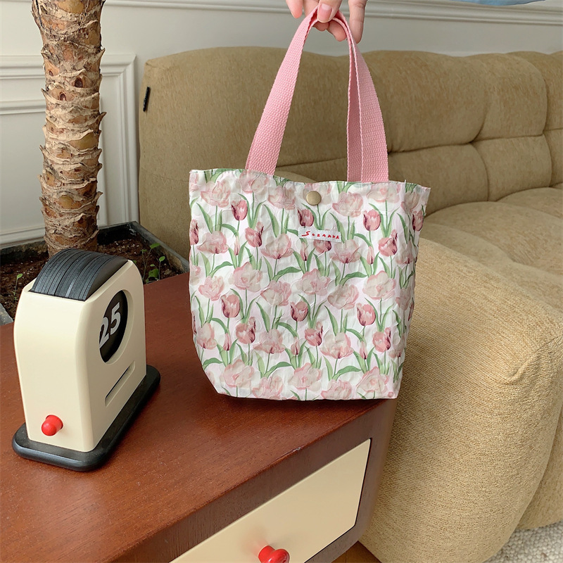75g Weight Magnetic Buckle Closure Type Top Handle Strap Type Handbag Bags Type Casual Occasion Canvas Material Flower Pattern Spring&Summer Season Women's Gender Vacation Style Square Shape Women's Canvas Flower Vacation Square Magnetic Buckle Handbag 40