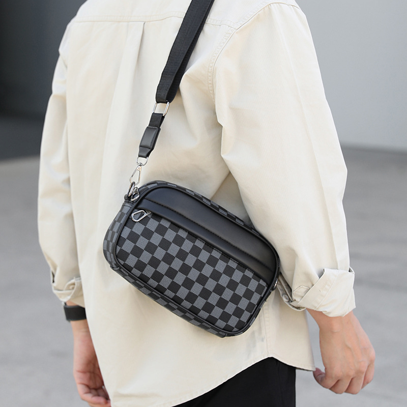 그레이 체크무늬 가로형 라지백