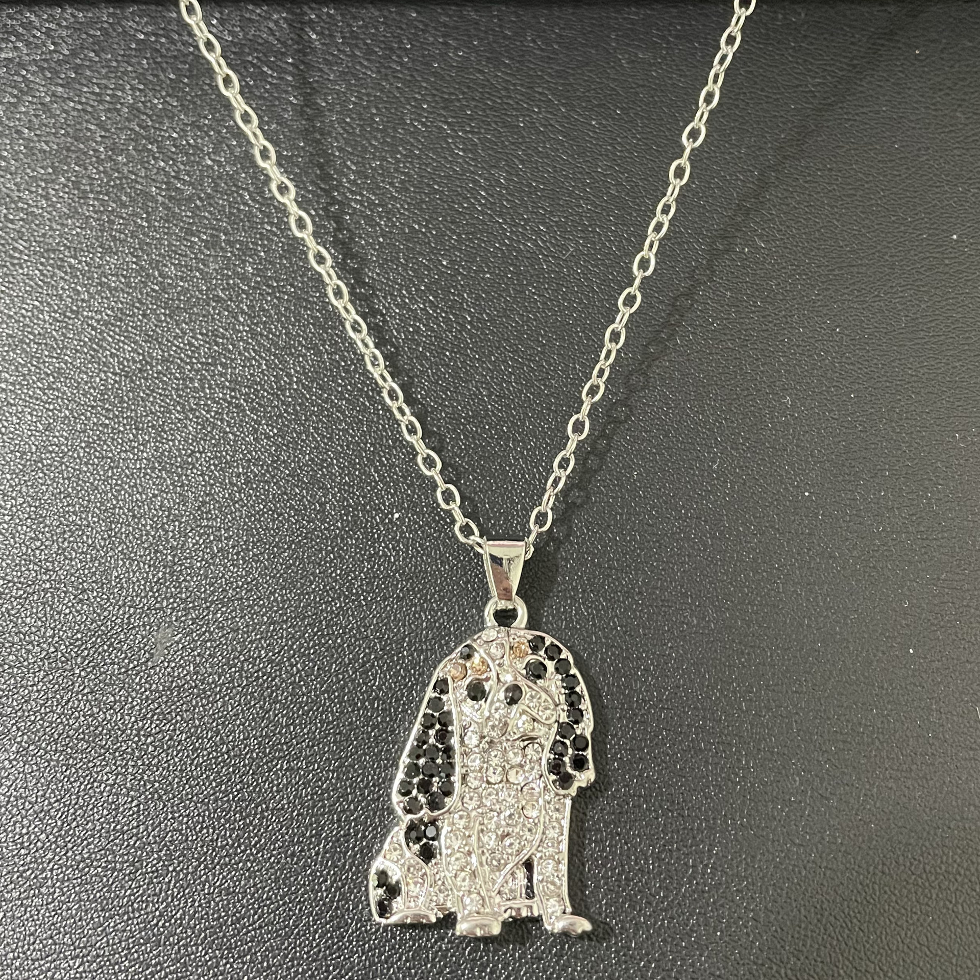 Casual, Daily Occasion Zinc alloy Material Cute Dog Artificial Crystal Zinc Alloy Cable Chain Pendant Necklaces Wholesale