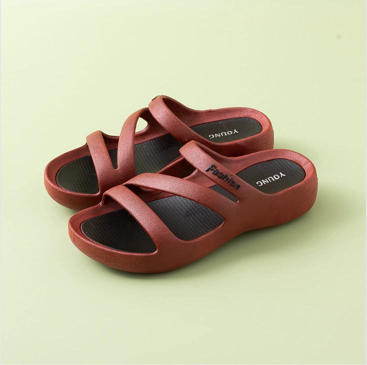 Summer slippers, for middle age