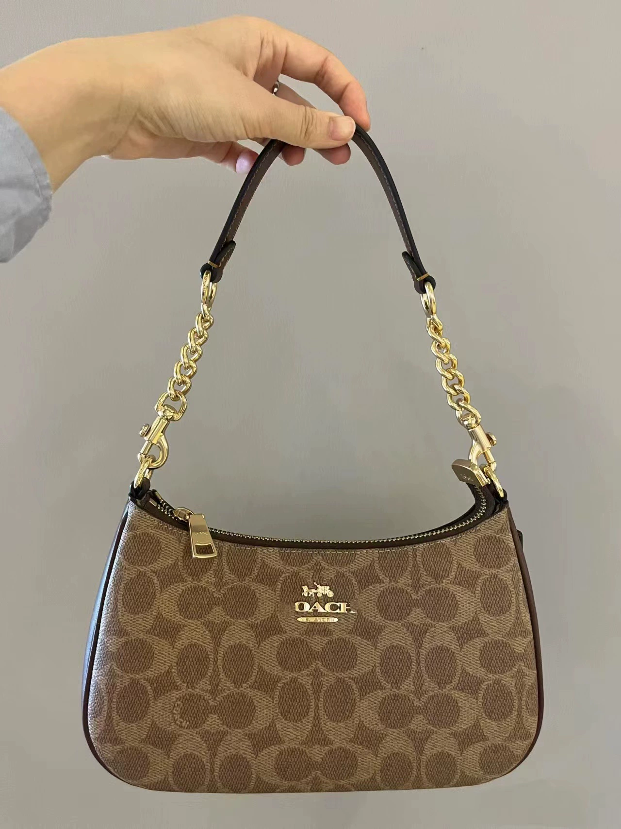  atmospher ic one-shoulder bag, chain, handheld shoulder bag, wide color palette, chain bag
