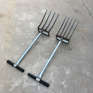 Small Soil-Turning and Loosening Tool for Home Gardening, Digging Garlic, Sweet Potatoes, Ginger, and Medicinal Herbs, Steel Fork Hoe