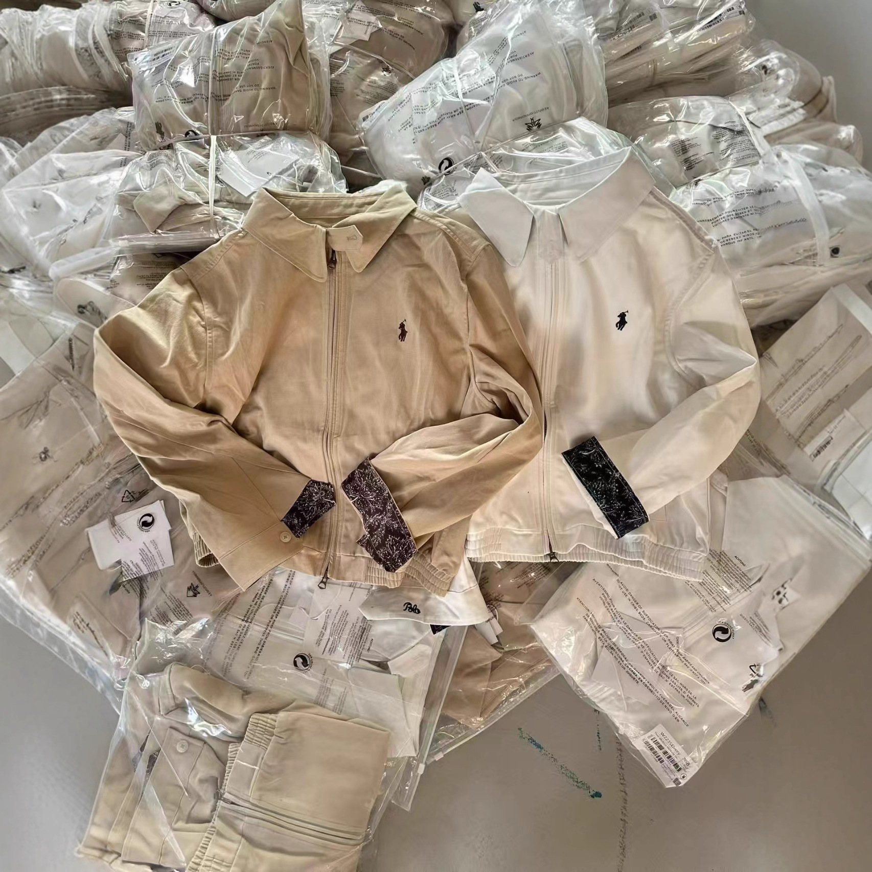 25 Autumn Classic Version of the Laff Pony Short Lapel Jacket Jacket Zipper Fashionable Casual Cardigan Jacket for Women