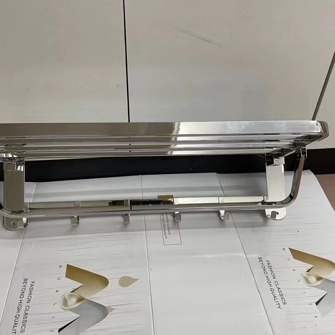 Perforación-libre 304 Acero inoxidable plegable móvil toalla rack Hotel toalla rack nuevo D-tipo de almacenamiento de pared cepillado brillante
